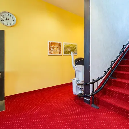فندق Sanatorium Dr Petak 3*